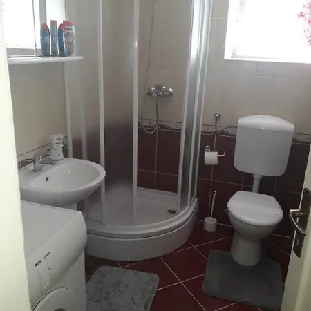 Sanja * Ploce (Dubrovnik-Neretva)