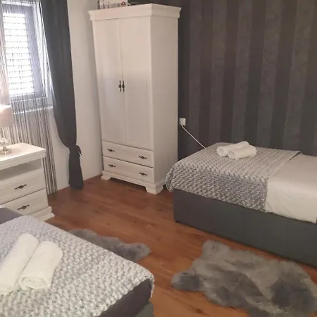 Διαμέρισμα Sanja *